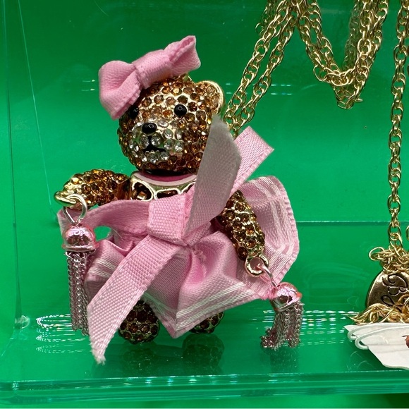 Betsey Johnson Cheerleader Bear Pendant Necklace NWT - Picture 2 of 6